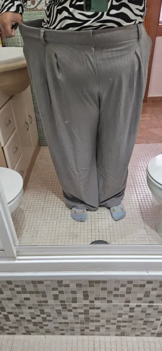 Pantalón Halara gris elástico mujer