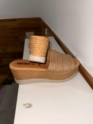 Sandalias PAYMA cuña esparto beige