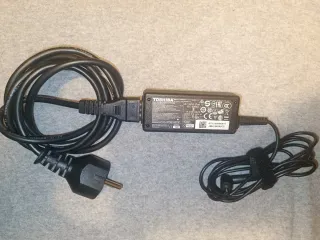 Cargador, alimentador Toshiba 19V 2.37A Portege/Te