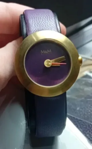 Reloj M&M Oro y Morado