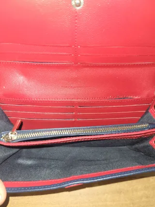 Cartera Tommy Hilfiger Azul y Roja