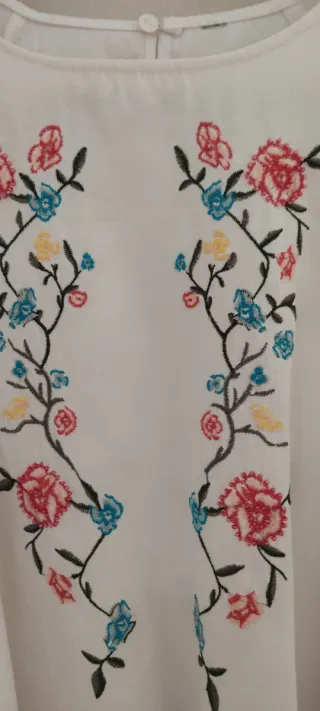 Blusa bordada talla única