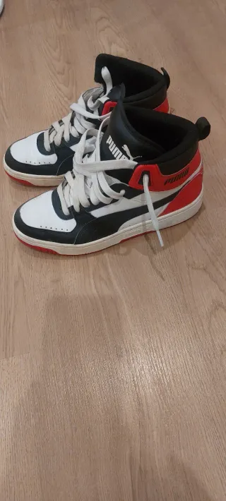 Zapatillas Puma Altas Rojas y Blancas
