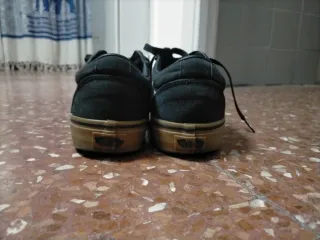 Zapatillas Vans en buen estado