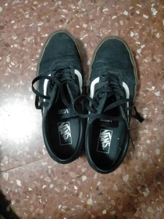 Zapatillas Vans en buen estado
