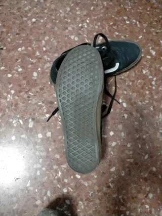 Zapatillas Vans en buen estado