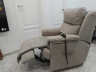 Sillón Eléctrico Elevable y Reclinable