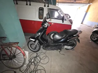 Piaggio 250 DW Casa Moto Seminueva