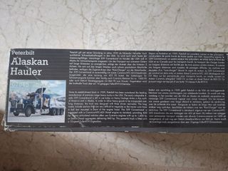 Camión americano Peterbilt Alaskan Hauler 1/25