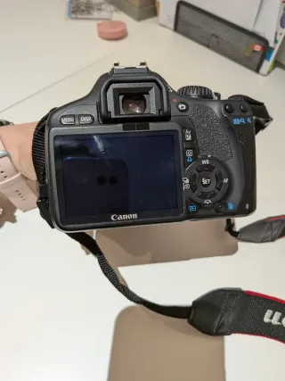 Cámara Canon EOS 550D Negra