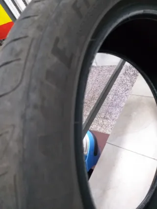 Neumático de coche precio de 2 neumáticos245/45R18