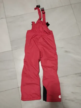 Peto de ski para niña fucsia 110 cm. Talla 5/6