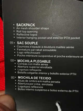 Mochila Under Armour Roja y Negra