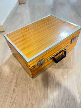 Armonio artesanal de India