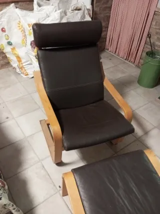 Sillón Ikea Poäng cuero y madera