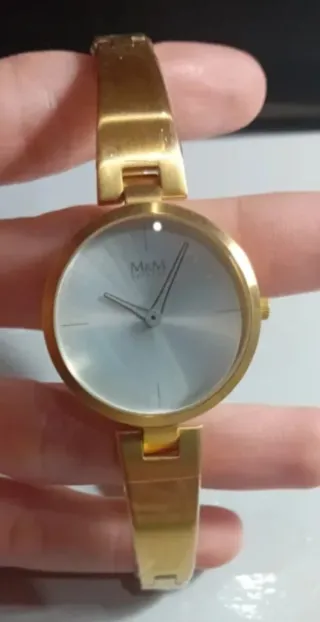 Reloj M&M Dorado y Plateado