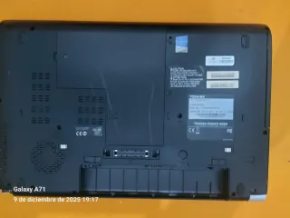 Portátil Toshiba Tecra A50-A-151 (No probado)