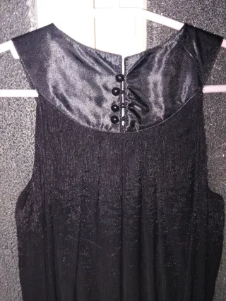 Vestido negro Lea TU con adornos