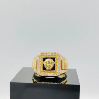 Anillo Sello Medusa Cuadrado Oro 18K