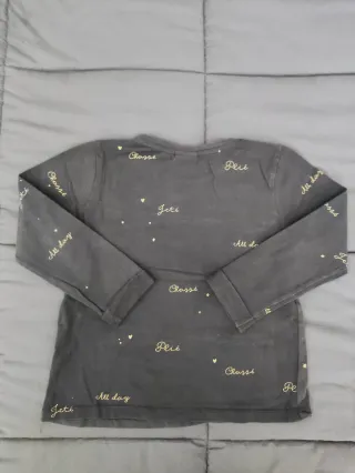 Camisola Zara 6 anos c/ corações lantejoula