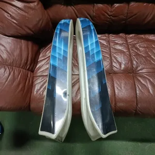 Pontones laterales kart Praga Racing