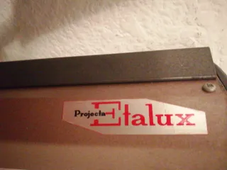 Pantalla Proyector con Trípode