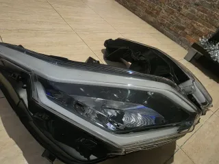 Faro Honda Forza 125 / 300