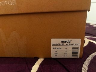 Zapatillas trail running NORDA 002 beige/negro