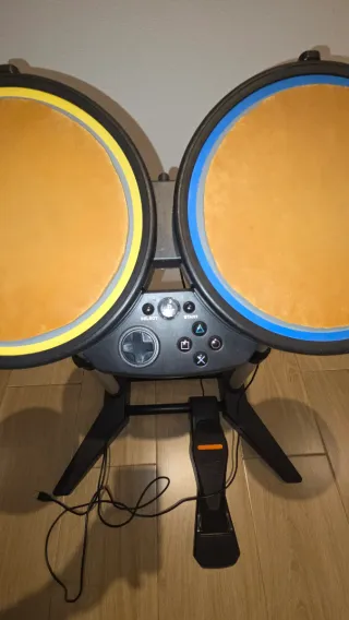 Consola PS3 + 2 Mandos