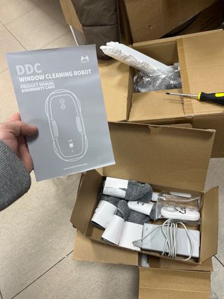 HUTT DDC55 Robot Limpiacristales