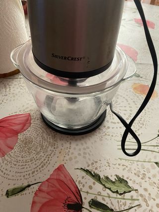  vendo piezas de picadora todo por  siete euros