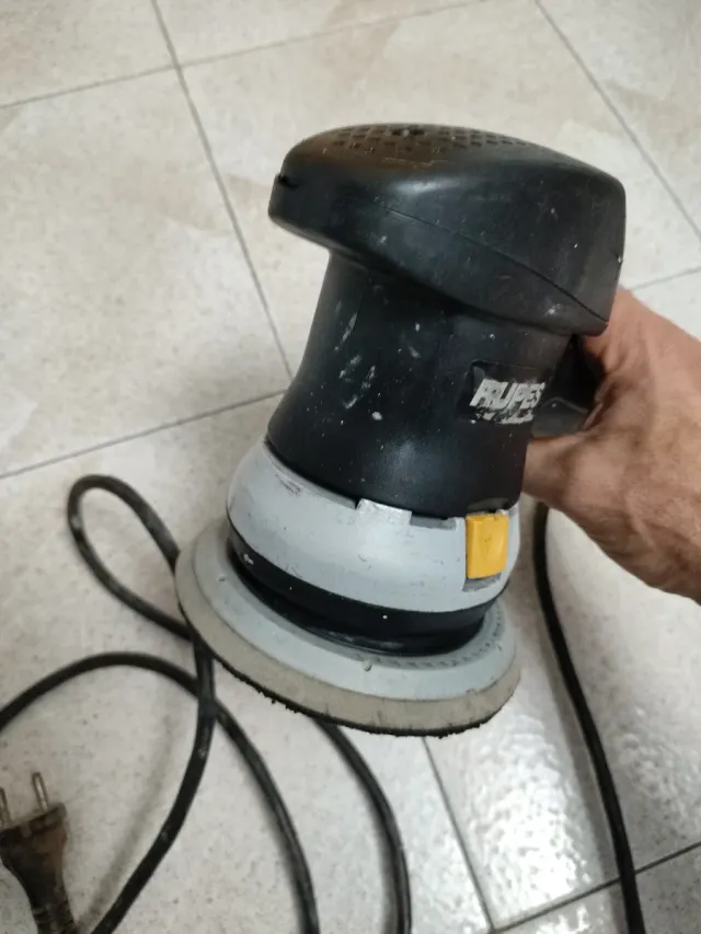 Lijadora Orbital Rupes BR133AE