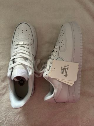 Air Force Blancas / Talla 43