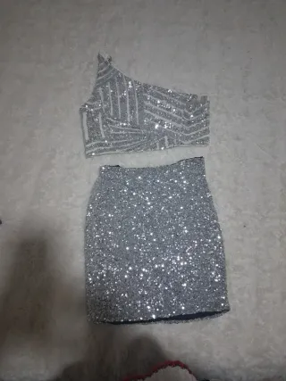 Conjunto Top y Falda Lentejuelas Plata