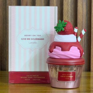 Perfume Lattafa Berry On Top Give Me Gourmand