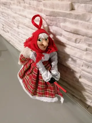 Befana con sacco porta cioccolatini