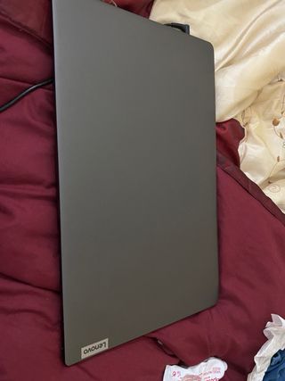 Portatil Lenovo V17 G3 IAP i5 12Gen 16GB RAM