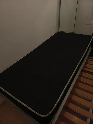 Cama completa negra y marrón