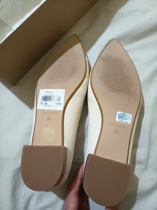 Zapatos planos Latouche mujer blanco y dorado