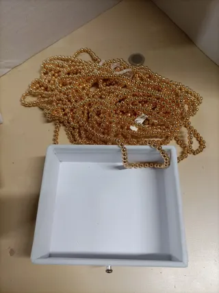 Caja de manualidades vintage con cajones