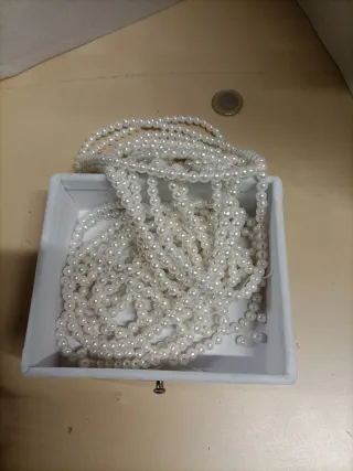 Caja de manualidades vintage con cajones