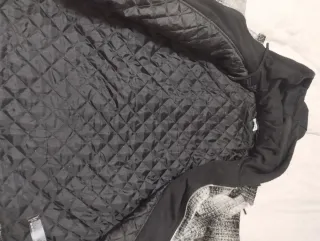 Chaquetón Zara cuadros gris y negro