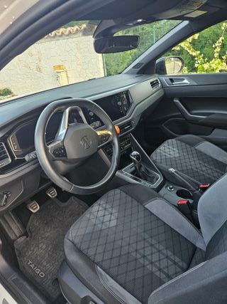 Volkswagen TAIGO R-Line 1.0 110CV - GARANZIA 2027