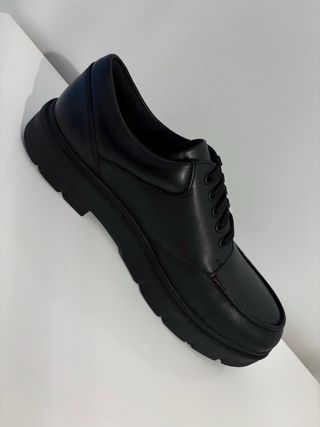 Zapatos Clarks piel negros nuevos