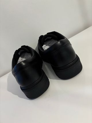 Zapatos Clarks piel negros nuevos