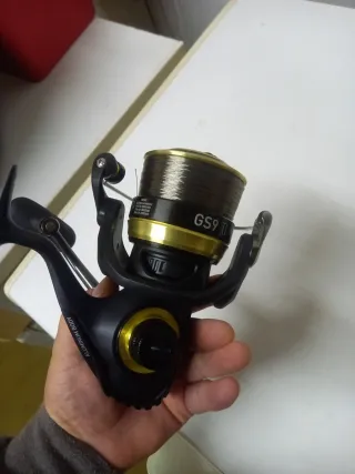 Carrete de pesca Daiwa GS9 II