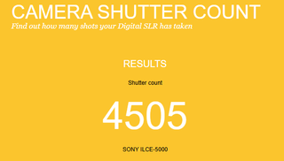 Cámara Sony Alpha 5000 con caja, tarjeta, funda...