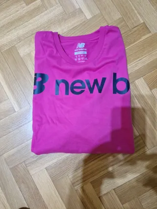 Camiseta New Balance Rosa Talla M