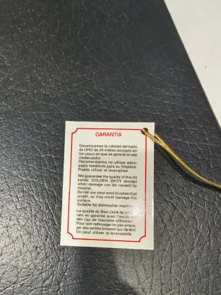 Cubertería Monix 75 piezas oro