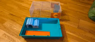 Jaula para hámster con accesorios